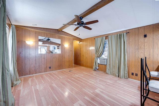 290248-A2CEFFC6-EB90-4B48-8918-65990EADCD11