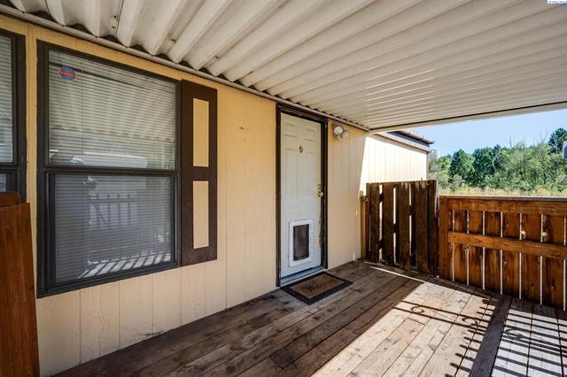 290248-B1BC122E-E183-4431-9AC6-45B3CFB852FD