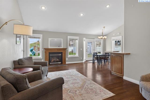 291745-a7d888f3-6c57-41dc-b42a-38ebee96895f