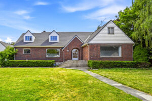Welcome to Woodbridge! 18 EXT 14 3