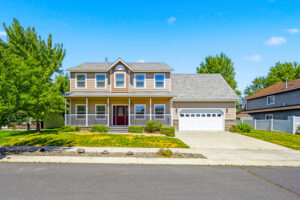Welcome to Woodbridge! 16 EXT 4 9