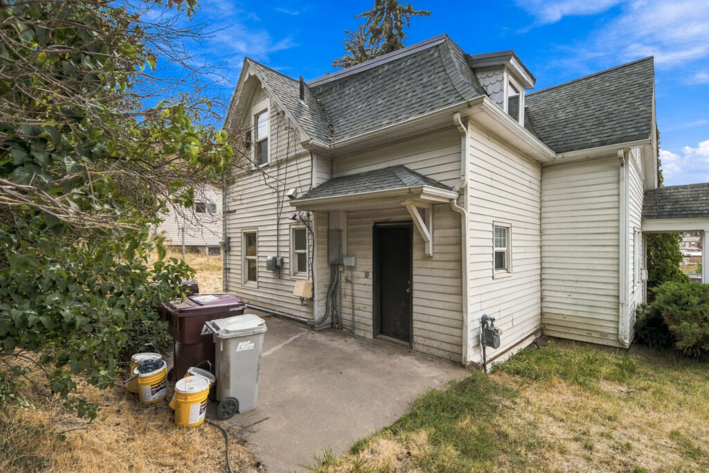 P1289377